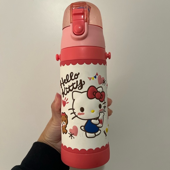 3D Hello Kitty Stainless Water Bottle - Picture 8 of 13
